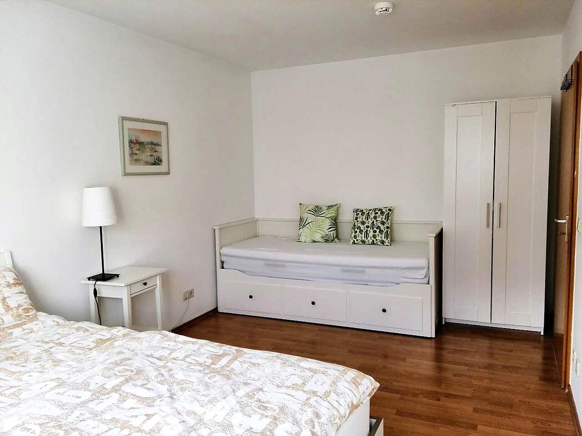 Grosse Wohnung Fuer Gruppe Nuremberga Exterior foto