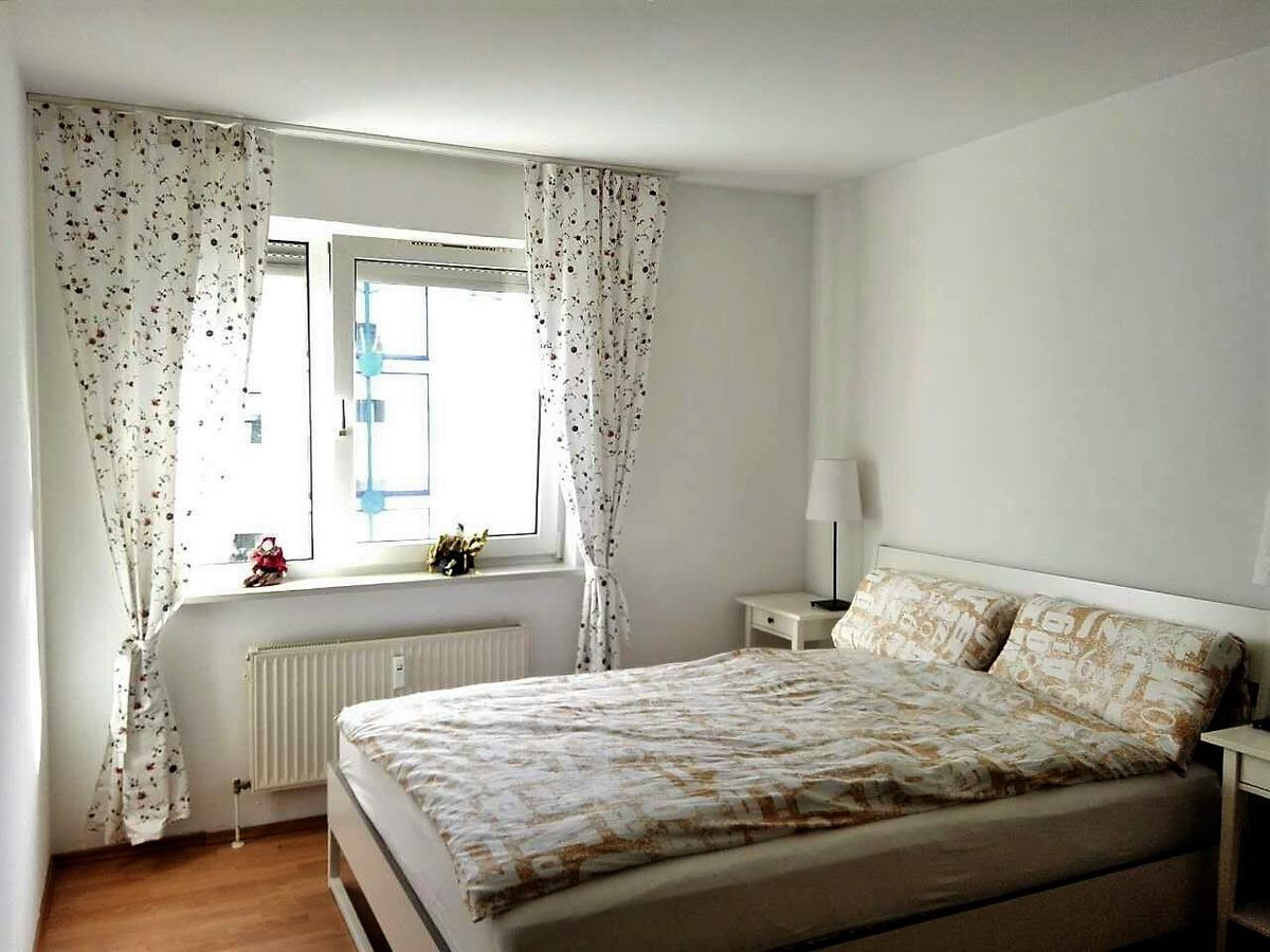 Grosse Wohnung Fuer Gruppe Nuremberga Exterior foto