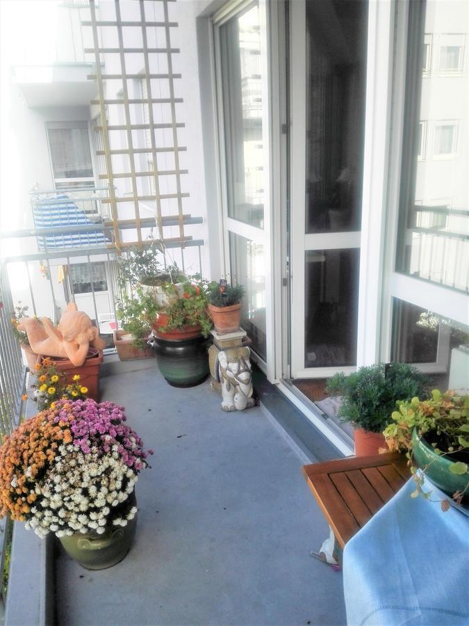 Grosse Wohnung Fuer Gruppe Nuremberga Exterior foto